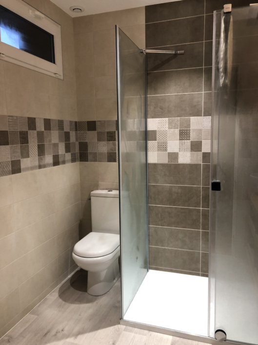 Création d'une salle de bains sur Cleguer